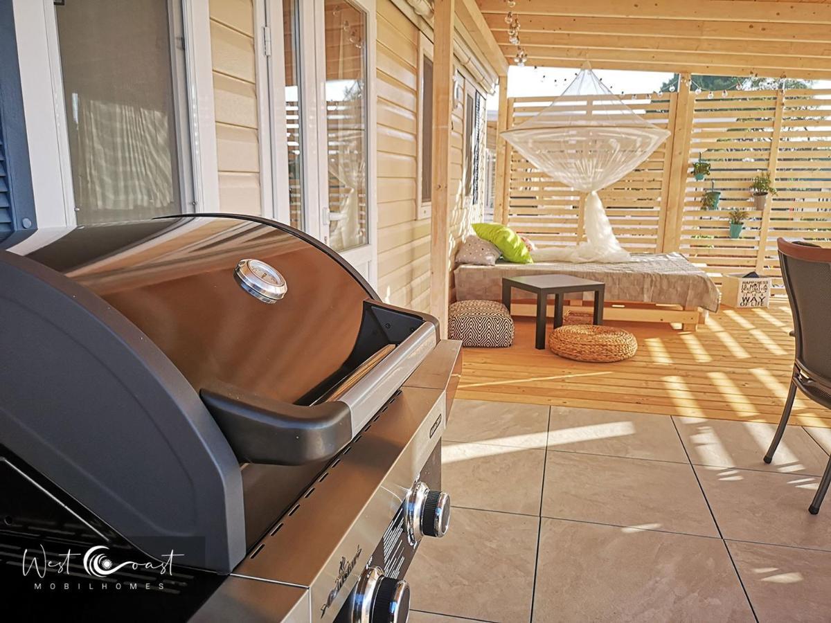 West Coast Mobilhome With Xxl Terrace Tar-Vabriga Εξωτερικό φωτογραφία
