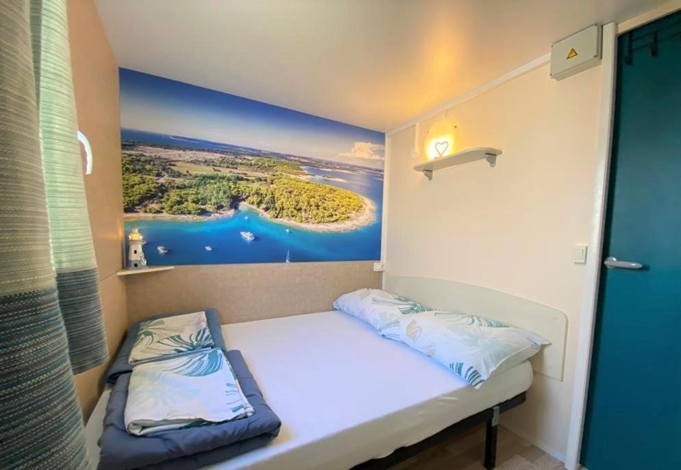 West Coast Mobilhome With Xxl Terrace Tar-Vabriga Εξωτερικό φωτογραφία